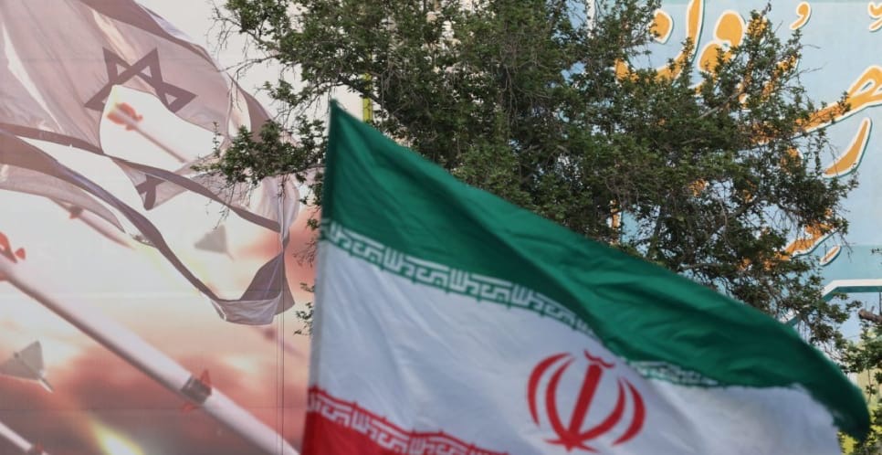 ايران  تحدد الخطوط الحمراء الإيرانية المتعلقة بالهجوم الإسرائيلي لا يمكن لايران ان تخض النظر عنها...