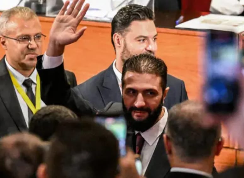 الشرع : دمشق منخرطة في مفاوضات مباشرة مع الجانب الإسرائيلي، وقد قطعت شوطًا جيداً