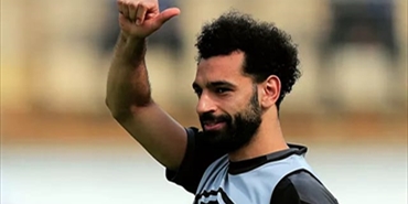 صحفي إيطالي مشهور يكشف موقف محمد صلاح من الانضمام إلى برشلونة هذا الصيف