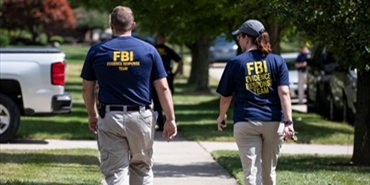 مقتل أمريكي برصاص عملاء “FBI” خلال تفتيش لمنزله.. 