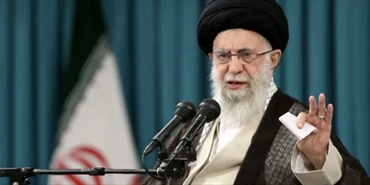 التواصل مع خامنئي صعب  جدا  والرسائل تنقل إليه مكتوبة