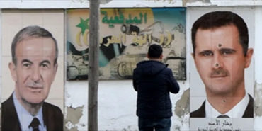السلطات  السوريه الجديدة تطالب لبنان  تسليم بعض العسكريين من النظام السابق الذين فروا إليه..... 