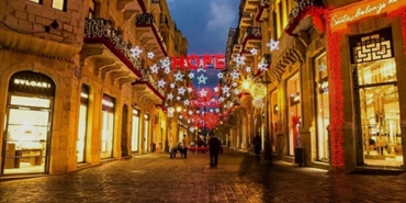 الاقتصاد اللبناني يسجّل مفارقة موسمية: نشاط في الأعياد وسط استمرار الانهيار