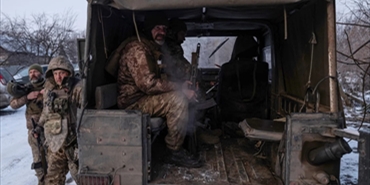 القوات الروسيه تمكنت من السيطره على بلدة جديده فى دونيتسك...