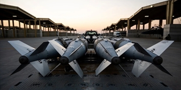  تهديد أميركي لإيران وإشارات صدام محتمل